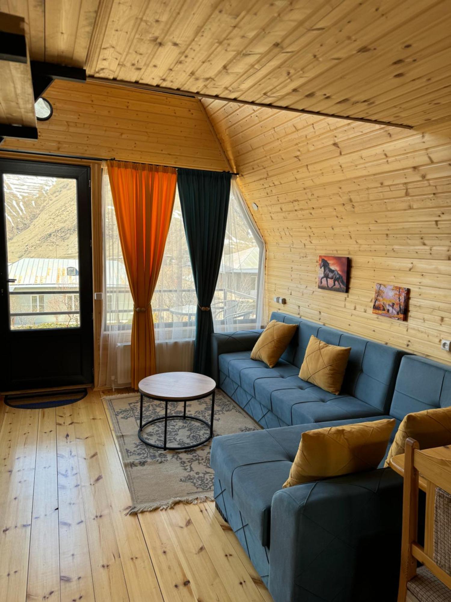 Qusha Cottage คัซเบกี ภายนอก รูปภาพ